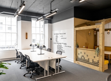 Business centre  in Glasgow, 126 West Regent Lane, 10 m² - MatchOffice.co.uk