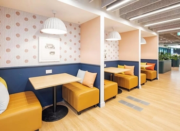  Business center  in Manchester, Windmill Green, 2000 m² - MatchOffice.co.uk