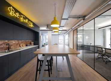 300 m² Business space in The City of London, 3 Angel Walk (W6 9HX) - 6 | MatchOffice.com