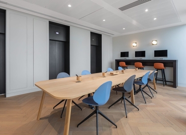 Business center 20 Saint Andrew Street EC4A 3AG Central London