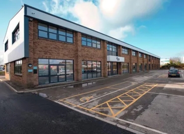 100 m² Convention center in Bournemouth, Enterprise Close (BH23 6NX) - 1 | MatchOffice.com