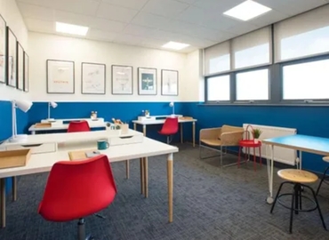  Meeting room for rent in Bournemouth, Enterprise Close, 100 m² - MatchOffice.co.uk