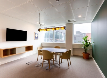 100 m² Shared office  in Surrey, Woking One (GU21 6BD) - 7 | MatchOffice