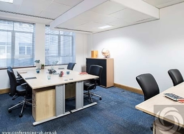 Coworking 100 Pall Mall, St James's SW1Y 5NQ The City of London