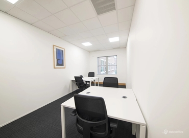 100 m² Meeting room in Luton, Dunstable Road (AL3 7PH) - 7 | MatchOffice.com
