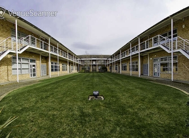 71 m² Conference center in Caerphilly, Western Industrial Estate (CF83 1BE) - 14 | MatchOffice.com