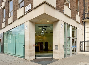 Meeting room in The City of London, Hanover Square 17, 100 m² - MatchOffice.co.uk