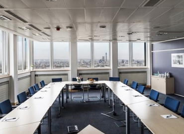  Meeting room hire in The City of London, Portland House, 30 m² - MatchOffice.co.uk
