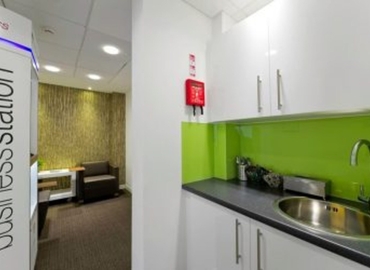  Business center  in West Berkshire, Membury Motorway Services, 100 m² - MatchOffice.co.uk