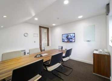 100 m² Co-working  in West Berkshire, Membury Motorway Services (RG17 7TZ) - 8 | MatchOffice.com