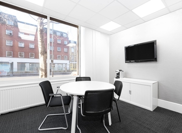  Meeting room for rent in The City of London, Grays Inn Road 344-354, 100 m² - MatchOffice.co.uk