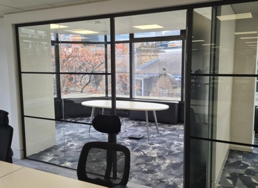  Meeting room hire in The City of London, 1st Floor Holborn Gate, 14 m² - MatchOffice.co.uk