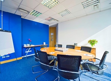 Coworking Maple House, High Street EN6 5BS Potters Bar