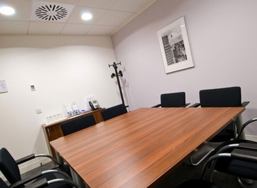 Meeting room in St Helier, Floor One, 100 m² - MatchOffice.co.uk