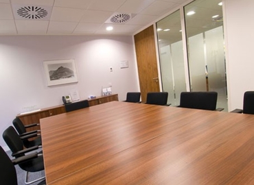 Coworking Wellington Way, Brooklands Business Park KT13 0TT Surrey