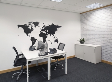 21 m² Conference center in Windsor, 59-60 Thames Street (SL4 1TX) - 7 | MatchOffice.com