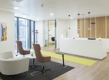  Meeting room hire in South London, 81-85 Station Road, 100 m² - MatchOffice.co.uk