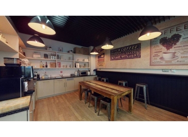  Meeting room hire in The City of London, Baker Street 83-85, 100 m² - MatchOffice.co.uk