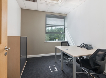 50 m² Shared workspace  in Warwickshire, A429 Stratford Rd (CV34 6RE) - 9 | MatchOffice.com