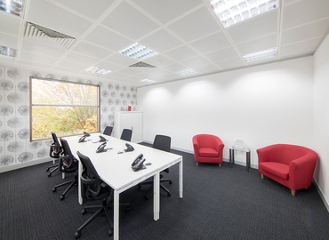 100 m² Meeting room in Bracknell, Atrium Court (RG12 1BW) - 4 | MatchOffice.com