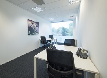  Meeting room hire in Rickmansworth, Cardinal Point, 100 m² - MatchOffice.co.uk