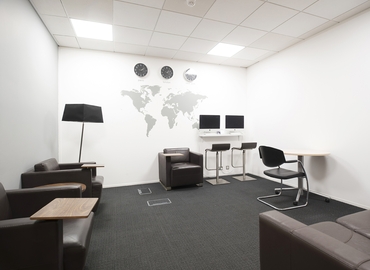 100 m² Meeting room in Bracknell, Building A (RG42 1PL) - 4 | MatchOffice.com