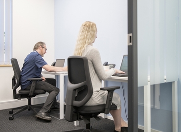 100 m² Conference room in Surrey, Centurion House (TW18 4AX) - 7 | MatchOffice