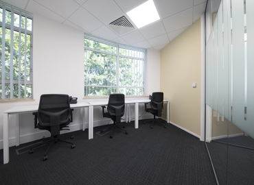 100 m² Conference hall in Surrey, Centurion House (TW18 4AX) - 8 | MatchOffice.com