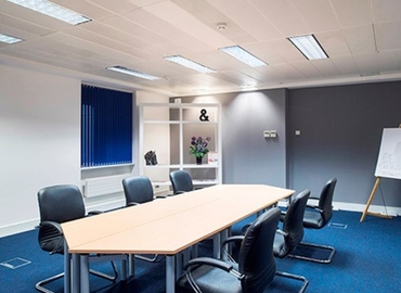 Business centre  in Edinburgh, Conference House, 30 m² - MatchOffice.co.uk