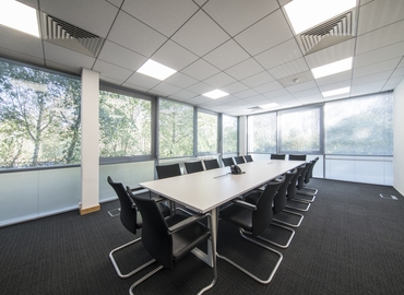 Virtual office Fairbourne Drive, Atterbury Lakes MK10 9RG Milton Keynes