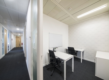 100 m² Conference hall in Hemel Hempstead, Ground Floor (HP2 4UL) - 9 | MatchOffice