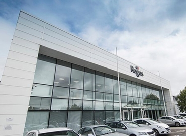 100 m² Conference center in Melksham, Hampton Park West (SN12 6LH) - 0 | MatchOffice.com