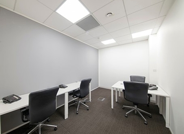 Meeting room in Melksham, Hampton Park West, 100 m² - MatchOffice.co.uk