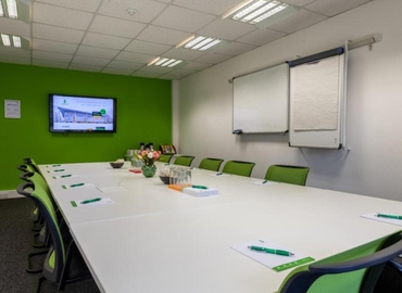 Business center Harts Farm Way PO9 1HS Hampshire