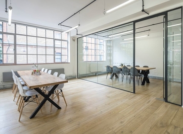  Meeting room for rent in South Yorkshire, John Street, 100 m² - MatchOffice.co.uk