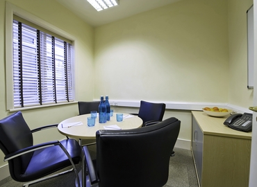 100 m² Conference hall in Wiltshire, Lime Kiln House (SN4 7HF) - 7 | MatchOffice.com