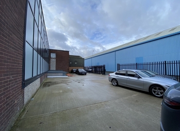 100 m² Conference hall in West Bromwich, Middlemore Road (B21 0AY) - 10 | MatchOffice.com