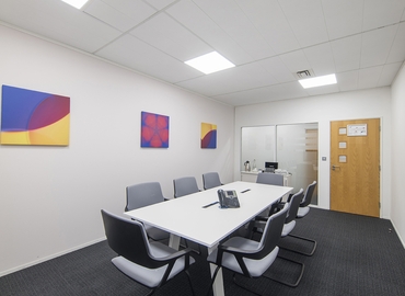  Meeting room for rent in Birmingham Centre, One Victoria Square, 22 m² - MatchOffice.co.uk