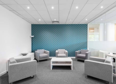  Business center  in Darwen, Railway Road, 258 m² - MatchOffice.co.uk