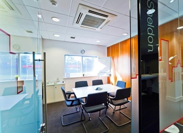 100 m² Business park in Wiltshire, Leigh Delamere Motorway Services (SN14 6LB) - 9 | MatchOffice.com