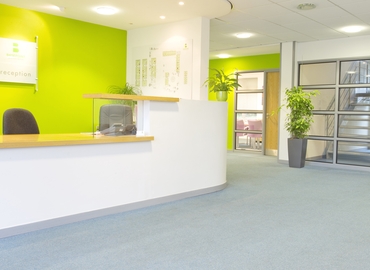 80 m² Convention center in Swindon, Rivermead Drive (SN5 7EX) - 2 | MatchOffice.com