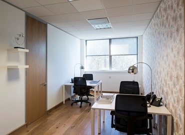 50 m² Convention center in Oxford, Robert Robinson Avenue (OX4 4GP) - 25 | MatchOffice