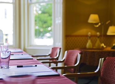 Meeting room in Coventry, Warwick Road, 40 m² - MatchOffice.co.uk