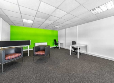  Meeting room for rent in Hampshire, Waterbury Drive, 60 m² - MatchOffice.co.uk
