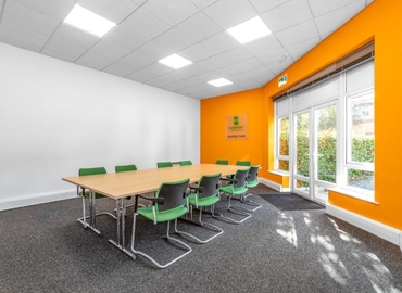 Business center Waterberry Drive PO7 7TH Hampshire