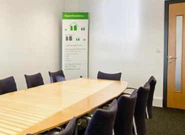  Meeting room hire in Exeter, Yeoford Way, 30 m² - MatchOffice.co.uk