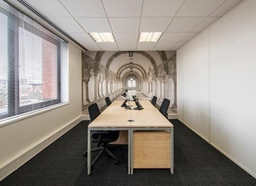  Business center  in Essex, Thremhall Avenue, 110 m² - MatchOffice.co.uk