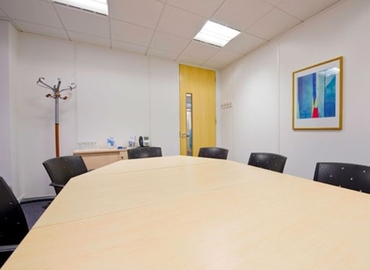 Business centre  in Essex, Thremhall Avenue, 110 m² - MatchOffice.co.uk