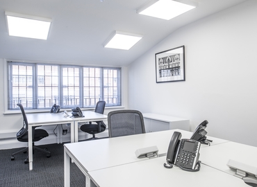 Coworking 10 Margaret Street W1W 8RL The City of London