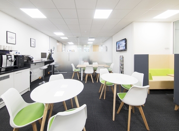  Meeting room hire in Southampton, 1st Floor, 22 m² - MatchOffice.co.uk